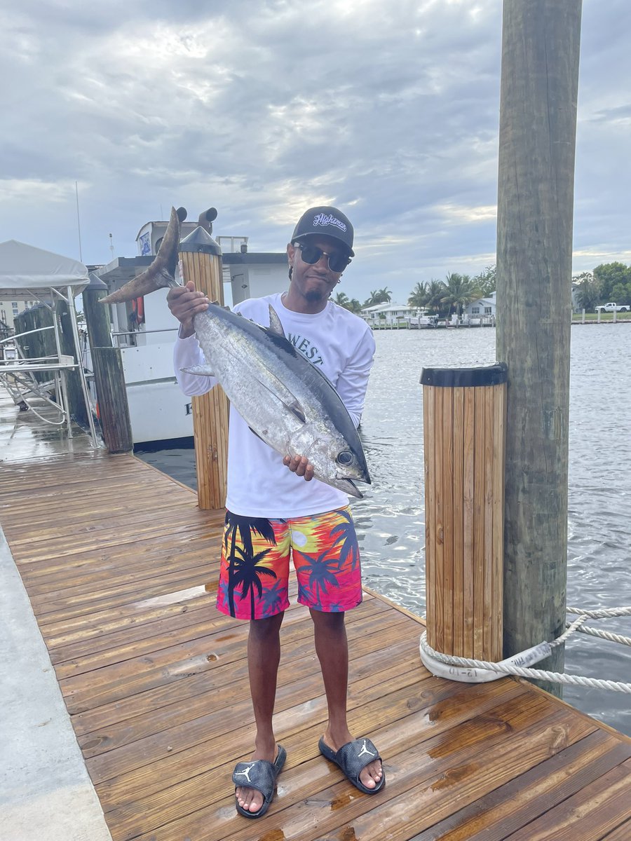 GutterZoe😼🇭🇹🧬❓ tweet media