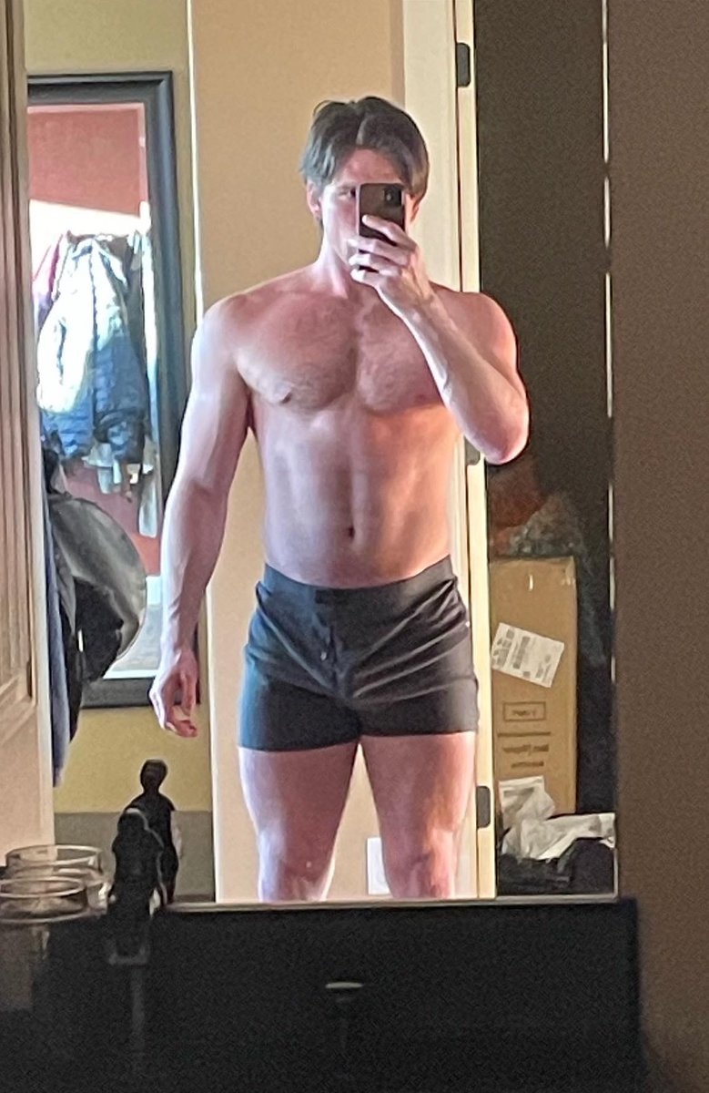 Warden Wayne tweet media