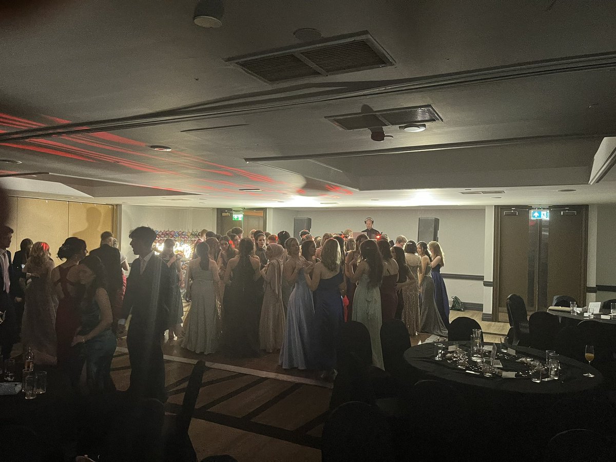 MrsONeill_1's tweet photo. What a fabulous night at the S6 prom. It was lovely to catch up with you all again and hear about all the adventures you have planned. You are a fantastic year group who will certainly be missed! #Classof2022 #S6Prom https://t.co/NehTHuDEDq