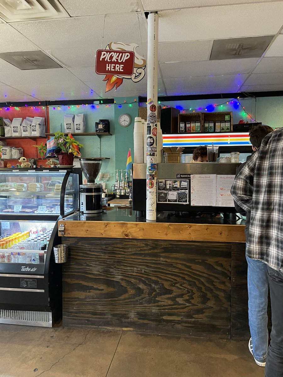 gmanunchained's tweet photo. @datafl0ws @uav_eth @xavieriturralde I should have a gotchi sticker scavenger hunt around Austin, there are 10 or so in strategic locations. Here’s a few of em #gotchilove #gotchigang #stickerhunt #atx https://t.co/VCJyq3yfn9