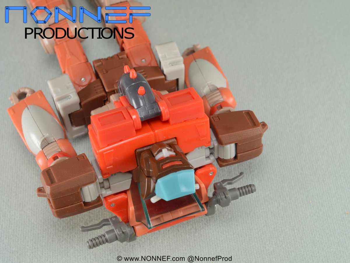 NonnefProd's tweet photo. Remove the stock chest guns. Fold the tire and braces into the chest and push the new chests balls into the holes until they click.
To transform, rotate the tire and braces down into the position shown in the second picture. https://t.co/cI7SgkbuYU