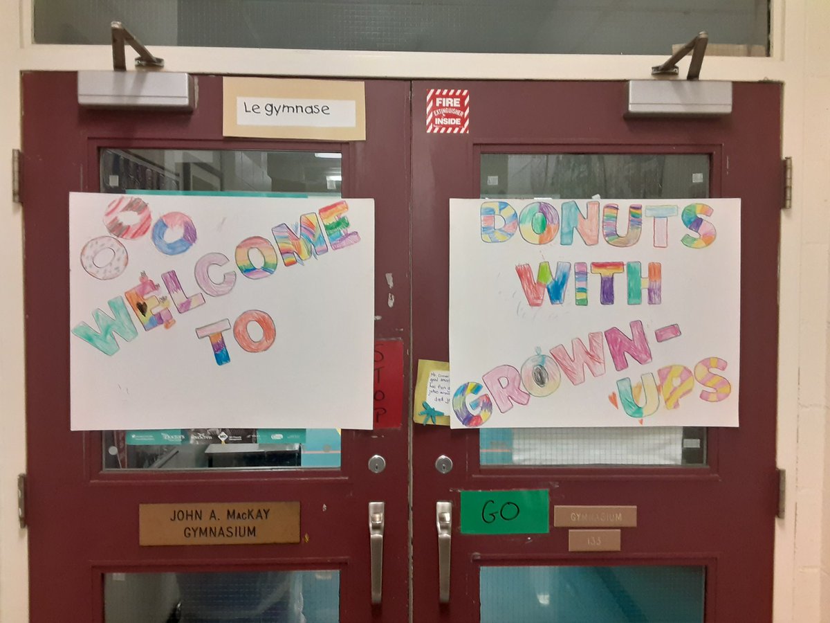 mrsbowesteaches's tweet photo. Sending a big shout out to all our grown ups who came to celebrate Donuts with Grown Ups. We can't thank you enough for helping us grow. #celebration #thankful #donuts #lemonade #songsandpoems #thanksforpoppingby https://t.co/EuYJA2ObfY