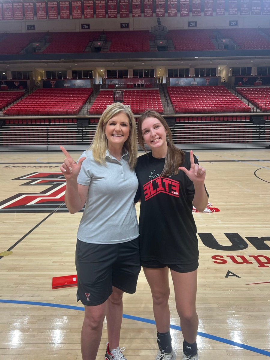 KarleeLocke's tweet photo. Thank you @LadyRaiderWBB and @CoachGerlich for the opportunity to come to the elite camp. It was a great learning experience, and definitely helped me as a player! https://t.co/sJtwn2ojFy