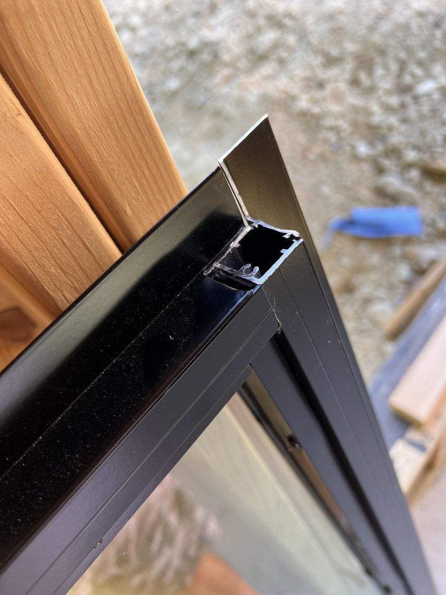 jeffg4685's tweet photo. @NTWindow Look how attractive the cut tubing looks from the factory.  Funny how you won’t see any of the Twinsulator series installed conditions. https://t.co/cNgv9bRS18