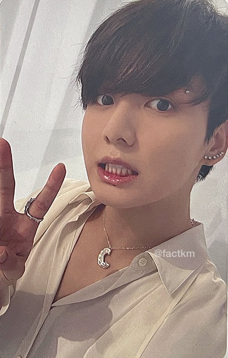 kookminville's tweet photo. jungkook’s proof door vr. photocard omg !! ♡ https://t.co/3YctIzRKF6
