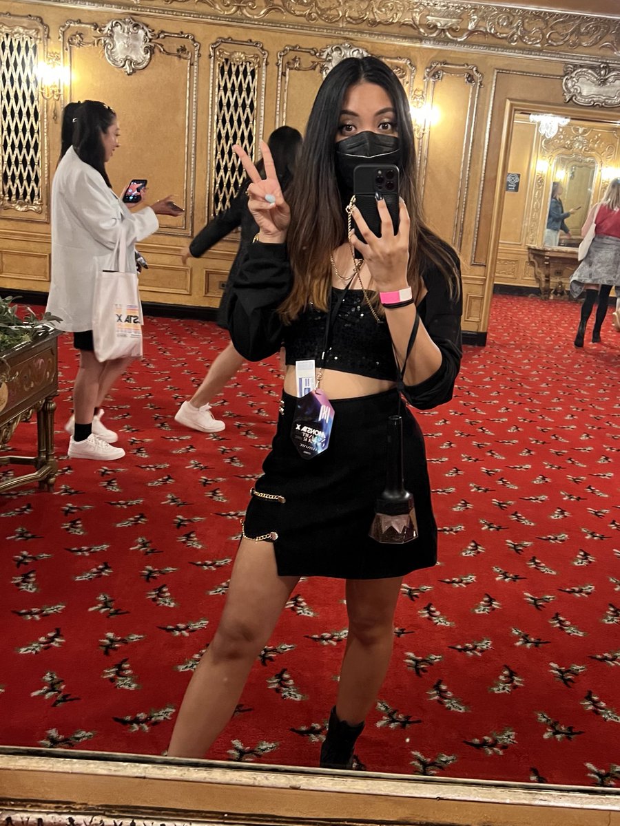 lukugoescuku4u's tweet photo. inspired by @RShine89 but here is my Detroit fit #MONSTAXDETROIT #MONSTAXinDET
@OfficialMonstaX https://t.co/BAunrieO5f