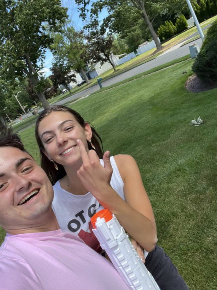 boroassassin22's tweet photo. Lexi’s cinderella story has sadly come to an end https://t.co/6nYc32zPXP