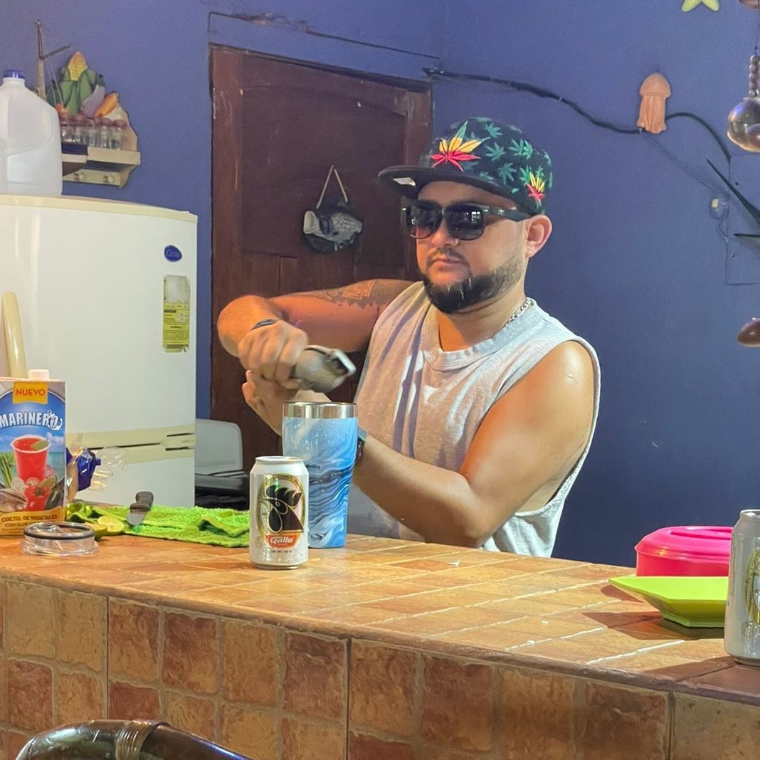 JEFFALX's tweet photo. #NuevaFotoDePerfil https://t.co/4f6n8r496x