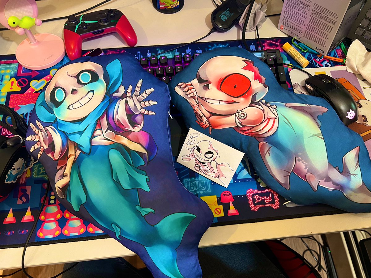 My sea pillow puppies came in!!! Thank you so much <a href="/Muskka_mu/">Muskka- open commissions</a> !!! I love them!!! Ahhhh!! So cute!!! 
💕💕💕🐬❤️💕💙🦈💕💕💕