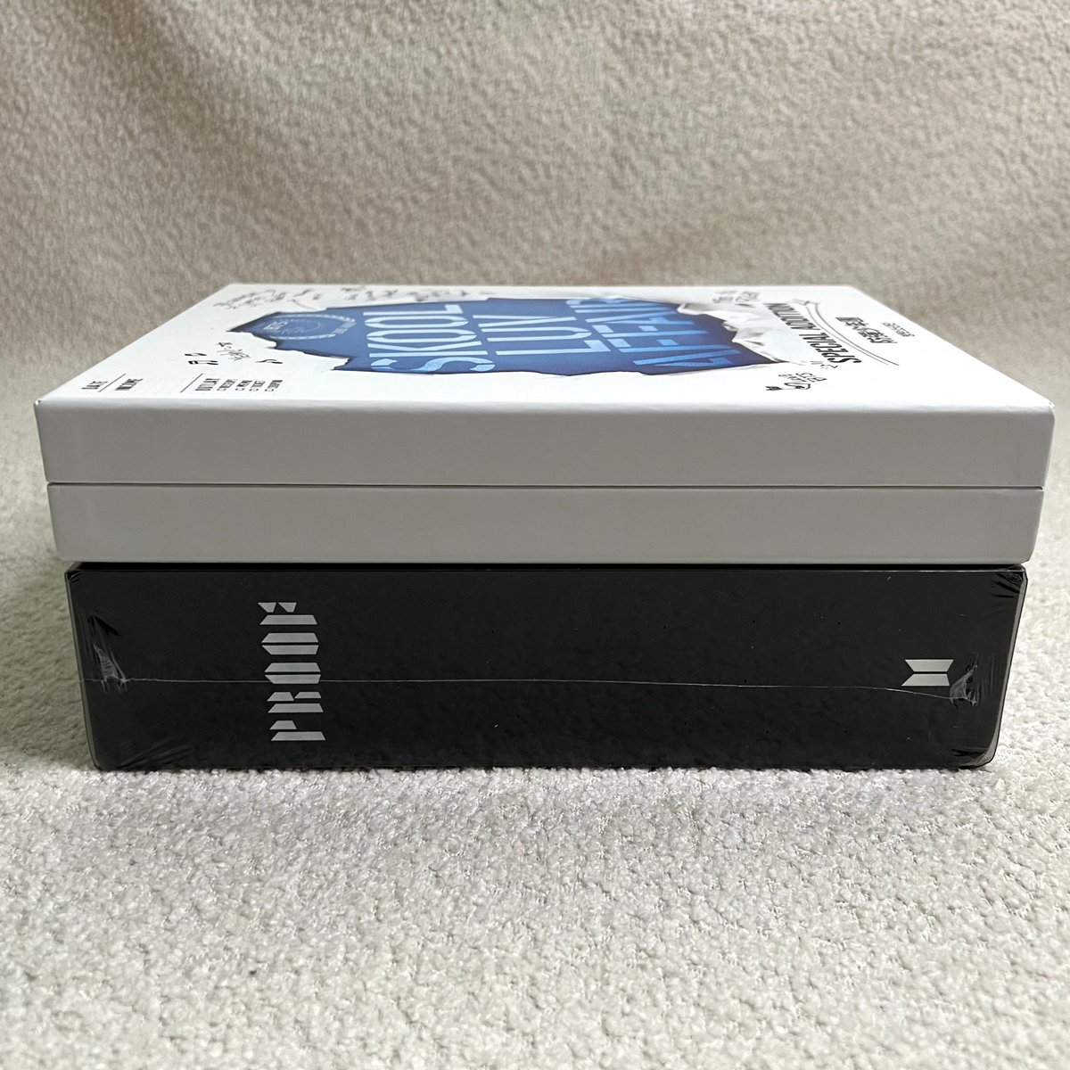 BTSMerchUpdates's tweet photo. Weight of Proof Standard Edition is 4.2lbs or 2.1kg

It's comparable to MOTS ON:E Concept Photobook (4.6lbs or 2.2kg)

BE Deluxe Edition is 2.1lb or 959g

Size comparison for Proof Standard Edition
- Thicker than SLA SA, but around the same length and width
- Larger than BE https://t.co/qUOgylCw0O