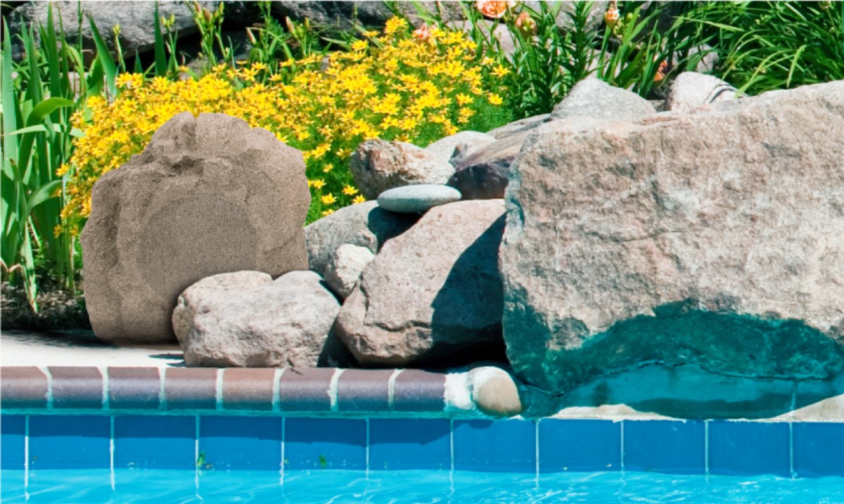 Nice_Proficient's tweet photo. It's outdoor season, so there's no better time to check out our latest line of outdoor speakers that your customers will love. 

View them here: https://t.co/4td7jap961

#ProficientAudio #OutdoorSpeakers #AudioSolutions #Summer https://t.co/Vk40LYoJze