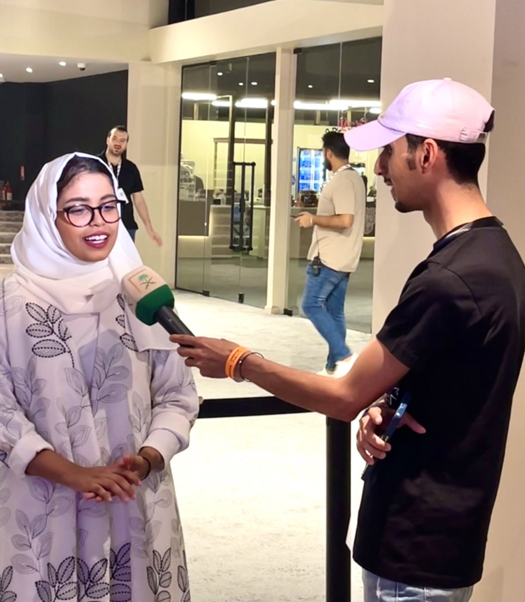 It's My Birthday 🎈
اليوم كان اول يوم من عرض #تيك_اوفر مع الكوميدي كلوب وكان يوم مميز لأني ولدت فاليوم دا 😍😜
10/6 ♊️ 
@alcomedyclub 
@Jeddahseasonsa