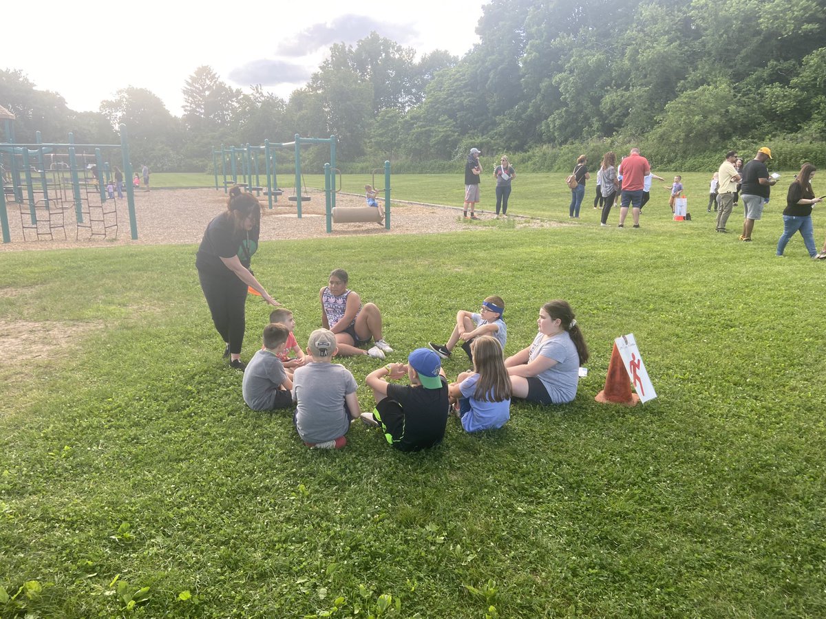 darla_lussier's tweet photo. Recess Around the World 🌎 Mohegan School’s Multicultural Family Night @MariaZampano https://t.co/VO8YKXmpNK