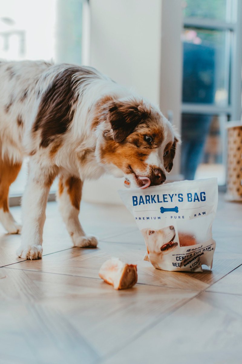 So GOOD you’ll want to lick the bag! 😋 #BarkleysBag #delicious #dogbones