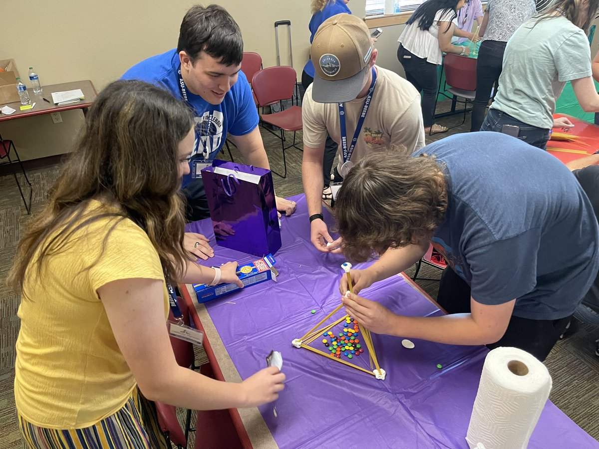 ASUBStudents's tweet image. Today, Dr. David Mayes, vice chancellor of Student Services, hosted newly selected Student Leadership Scholars for a summer retreat. Together with faculty/staff from academics and student services, new Student Leaders participated team building and #DISC assessment. #StudentLeads