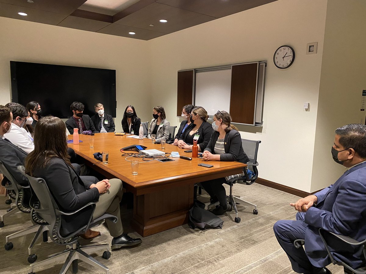 The B.C. Legislative Internship Program enables interns to thoroughly engage with the provincial political process. 

Today, I met with this year’s cohort of enthusiastic interns. We discussed Bill #C5, criminal justice reform, and the importance of diversity and inclusion.