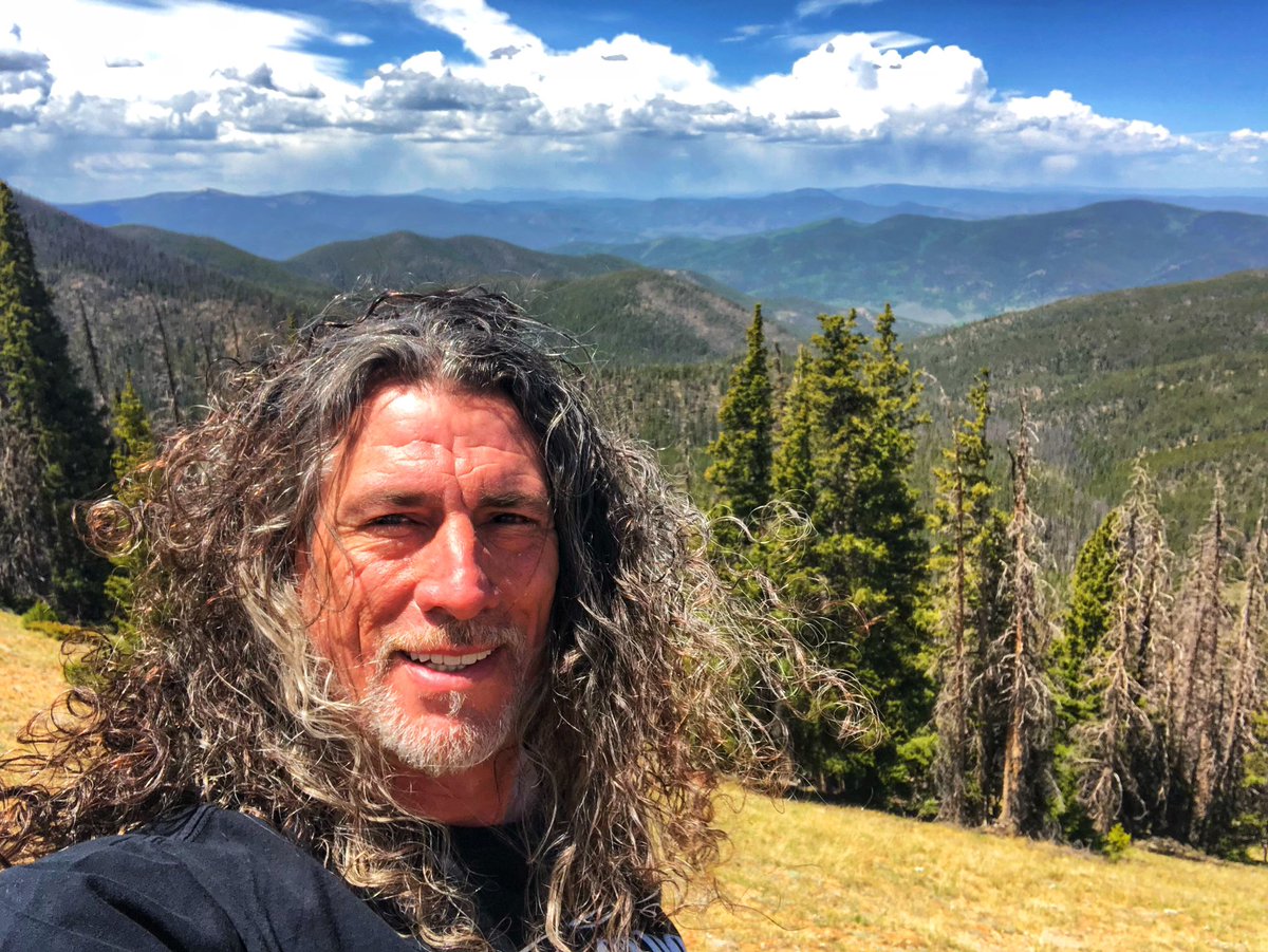 OttoOrf's tweet photo. Continental Divide at the Monarch Crest, Colorado. A true Rocky Mountain high!
#Colorado #Futsal #adventure https://t.co/PwUsJXvfiH