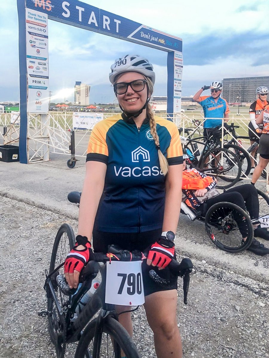 vacasarentals's tweet photo. Congrats to #Vacasa team members Jason, David, and Nicole, who rode as a part of Team Pineapple Pack 🍍 and completed the #TexasMS150 last month. Their amazing group of family and friends raised over $14K in support of @mssociety. 🚴 https://t.co/ur1FoHfGO7