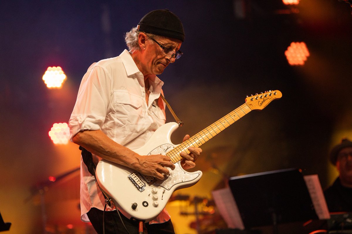 FestiJazz's tweet photo. 15e édition du 3 au 7 août - Olivier Babaz Trio invite Michel Cusson - mercredi  3 août à 21 h,  série Jazz Extra Promutuel Assurance Boréale! https://t.co/vH72OaSuyq