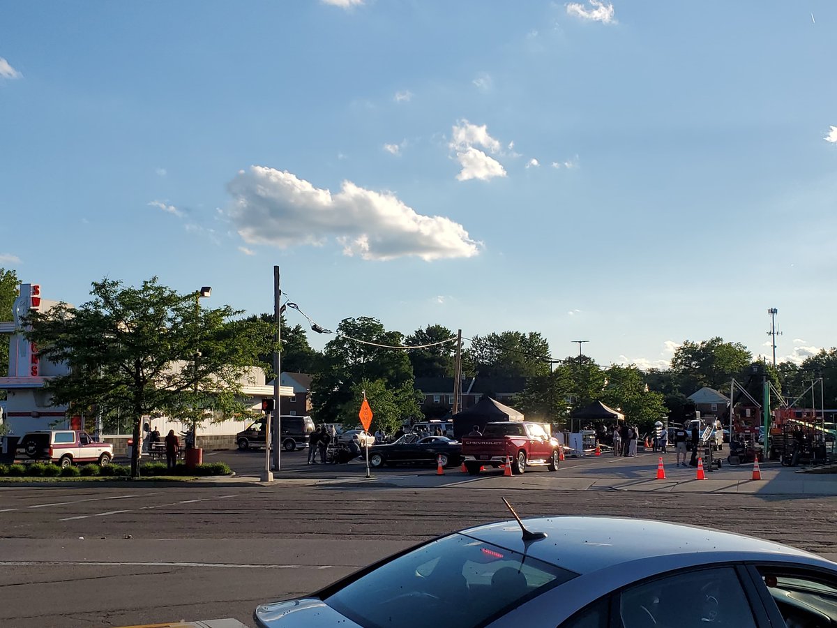 HankF330ToGo's tweet photo. Swenson's #1 in Akron has been fully transformed into a movie set where they are filming Shooting Stars. If you zoom in, there is a Hummer on set. What year was #HummerGate? 2002? https://t.co/IkJu3pVBzf