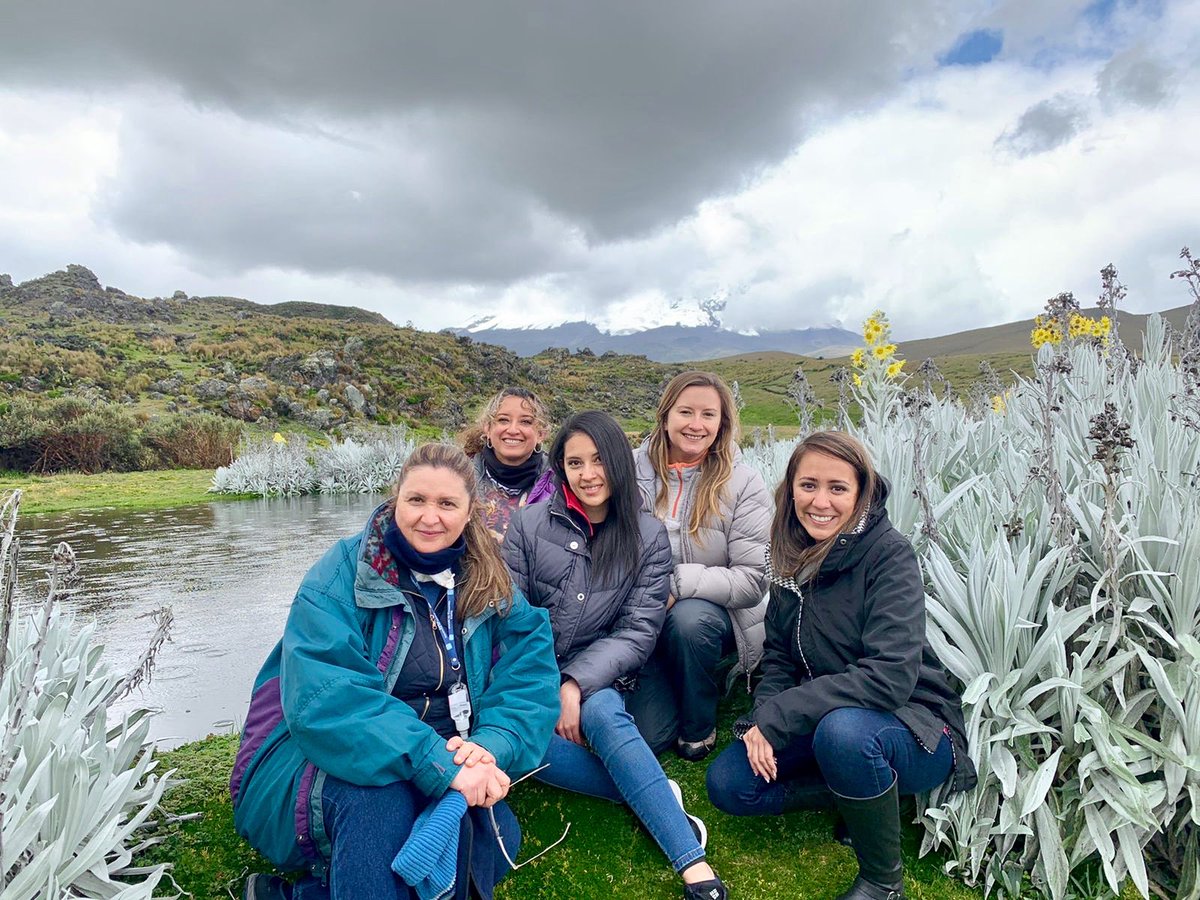 De esos días que compartes con mujeres poderosas <a href="/anigadelhierro/">Ana Del Hierro</a>  <a href="/CientificasEC/">👩🏽‍🎓CientíficasEcuador🇪🇨</a> <a href="/Ecuador_OWSD/">Ecuador_OWSD</a> <a href="/hans_bank/">HANS BANK</a> <a href="/INABIO_EC/">INABIO.EC</a> <a href="/Teccr/">TEC Costa Rica</a> <a href="/DcdvaE/">DCDVA_ESPEU</a>