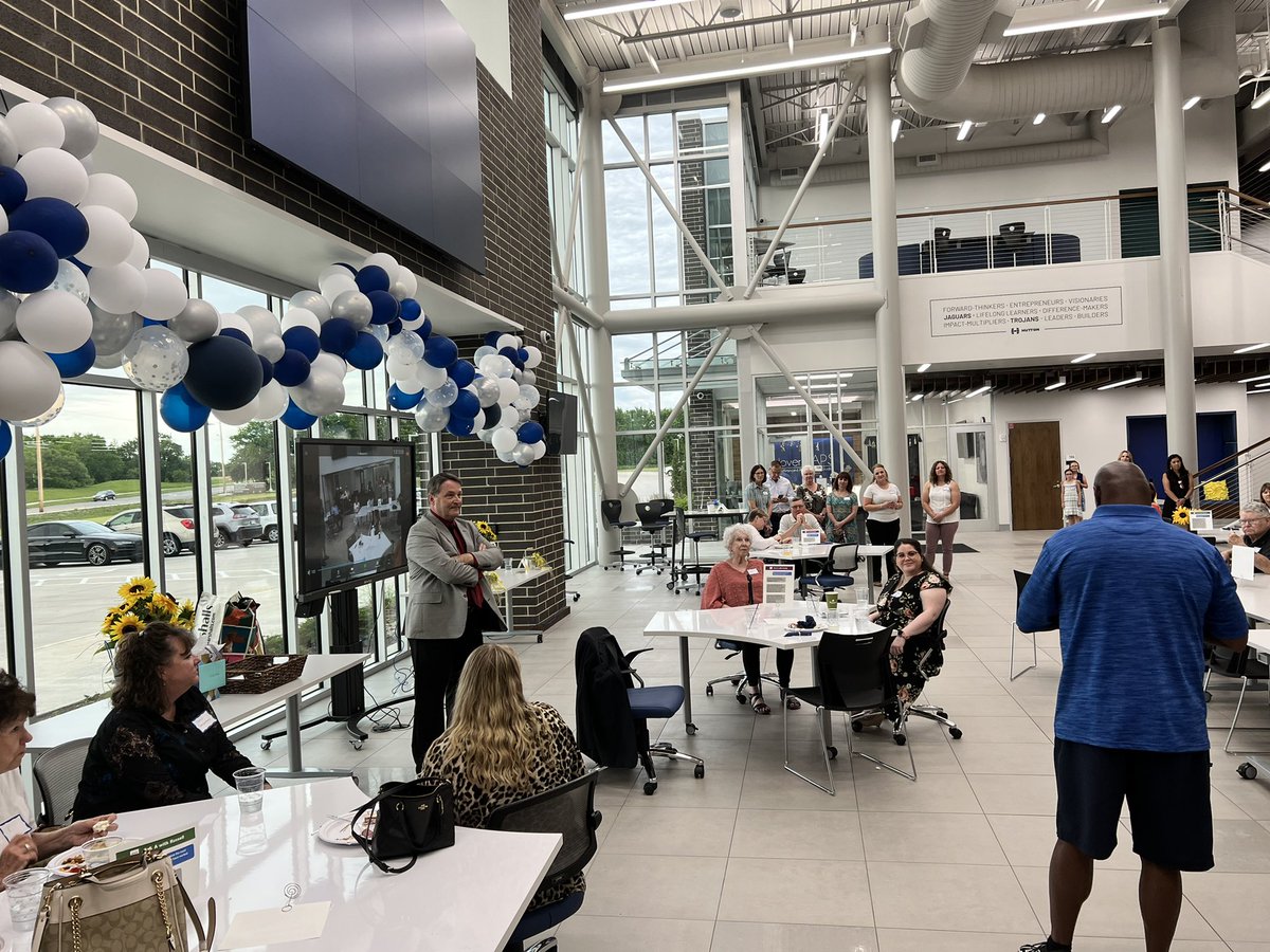 Celebrating @AndoverUSD385HR  Russ Miller’s retirement today from public education after 39 years! I am proud to know him and work with him for so many years. Has always done it for the right reasons! Kids first, always! Congratulations Russ! <a href="/AndoverSchools/">Andover USD 385</a> <a href="/KASBPublicEd/">Kansas Association of School Boards</a>