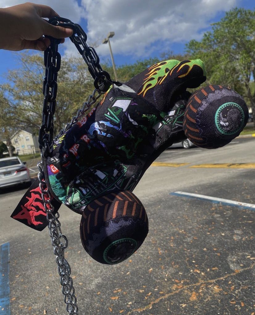 bunny 🏎 (painter arc) on Twitter "1of1 GRAVE DIGGER MONSTER JAM BAG ☠︎ link below https//t.co