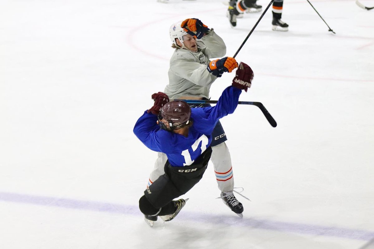 El_Paso_Rhinos's tweet photo. We end the day with a couple of 0️⃣s on the board, but we are back tomorrow at 9:30 am for the fourth day of #RhinoDevelopmentCamp! See you then! 👋 https://t.co/vbLRsR60g4