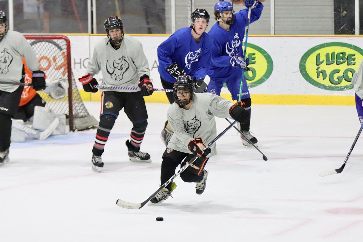 El_Paso_Rhinos's tweet photo. We end the day with a couple of 0️⃣s on the board, but we are back tomorrow at 9:30 am for the fourth day of #RhinoDevelopmentCamp! See you then! 👋 https://t.co/vbLRsR60g4