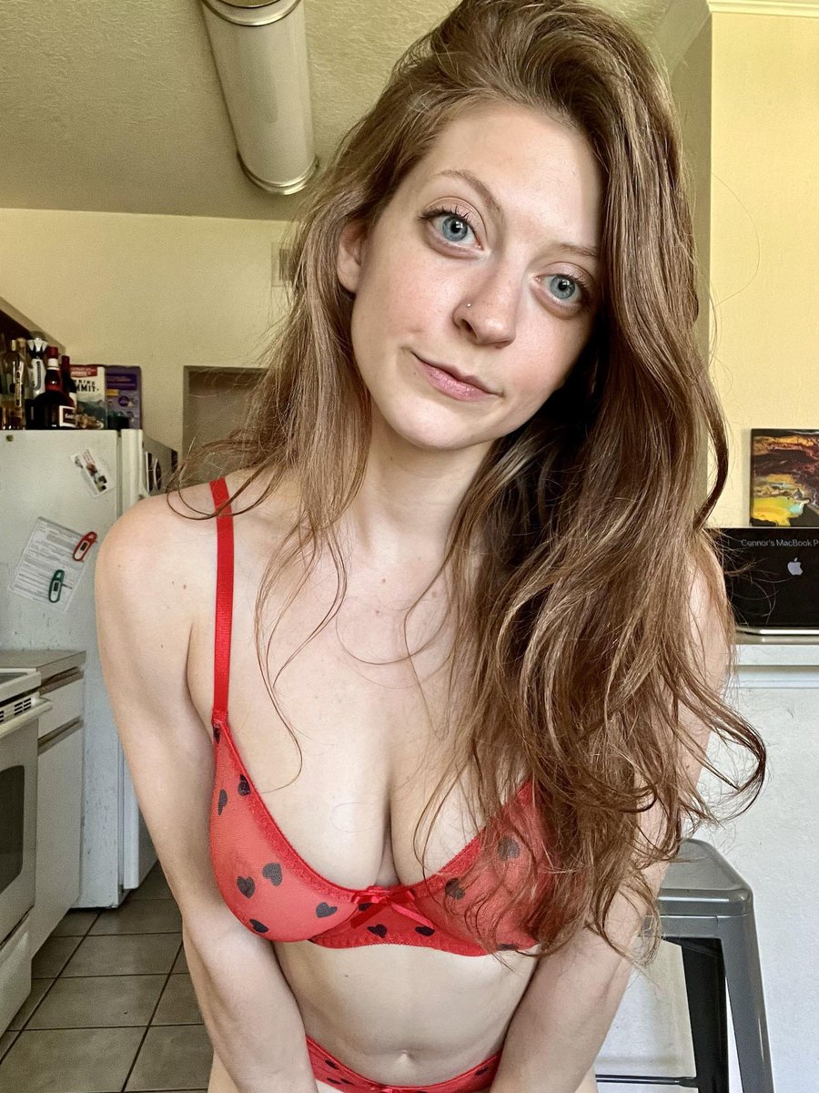 Cleopatra Red tweet media