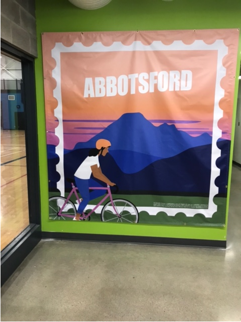 City_Abbotsford's tweet photo. We are happy to be showcasing local artist Kassandra Corcoran while offering opportunities for our patrons to make memories in our recreation centres. Come take a photo at ARC and MRC!
#abbyprc #art #culture https://t.co/y3CUaWdtAI