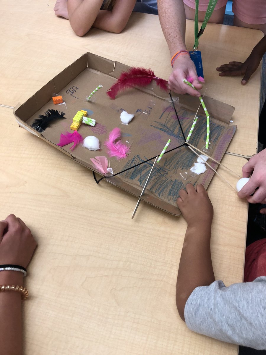 tara_mathien's tweet photo. @UF_COE #ECE undergrads off to such a fun start at STEM Camp for K-3 graders @pkyongedrs #steminece #cainesarcade #ecestem https://t.co/MitKjzZ9G2