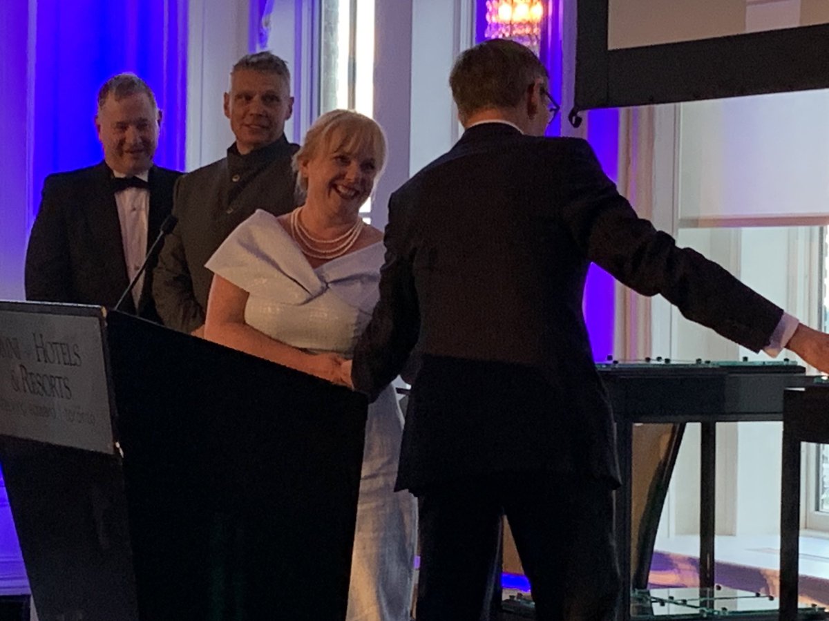 Former OBA President Colin Stevenson presents the 2020 President’s Award to Mitch Kowalski, Crystal O’Donnell and Maurizio Romanin, whose influence “has been nothing short of game-changing in our profession.” 1/ #OBAawards