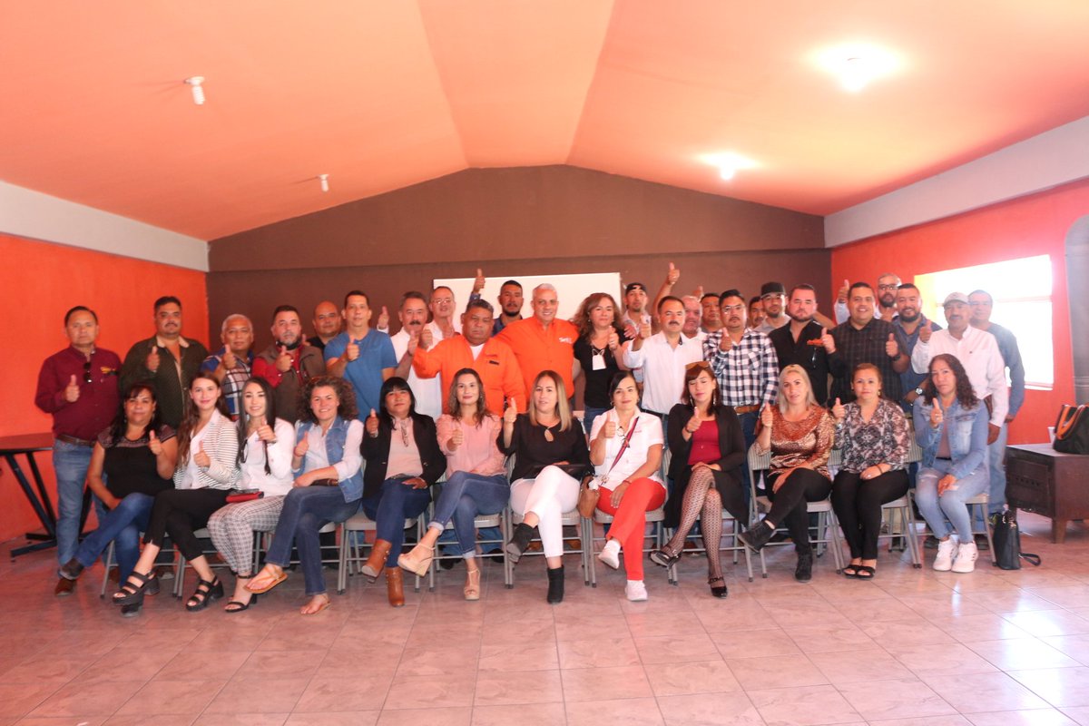 SNTE8's tweet photo. 🆕 La región de San Juanito eligió a sus nuevos representantes sindicales mediante el voto 🗳 libre, secreto y directo.
#SNTE
#Seccion8
#UnidosMasFuertesQueNunca https://t.co/dyEYibiw5w