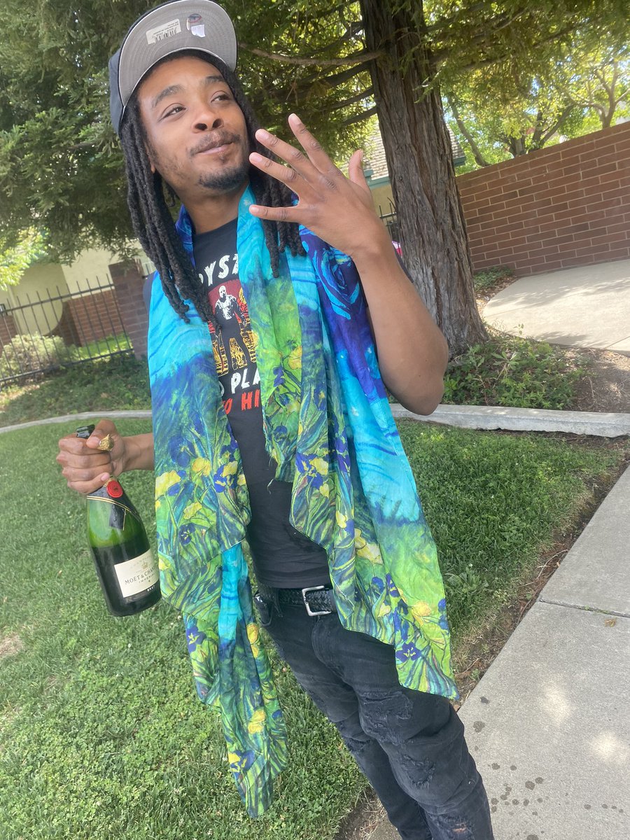 DreFiveAlive's tweet photo. It’s a celebration whenever I want it 🤞🏾🦾whatever Fivey say 🫢👋🏾BOW🏌🏾💜 https://t.co/mDkR5OEvUL