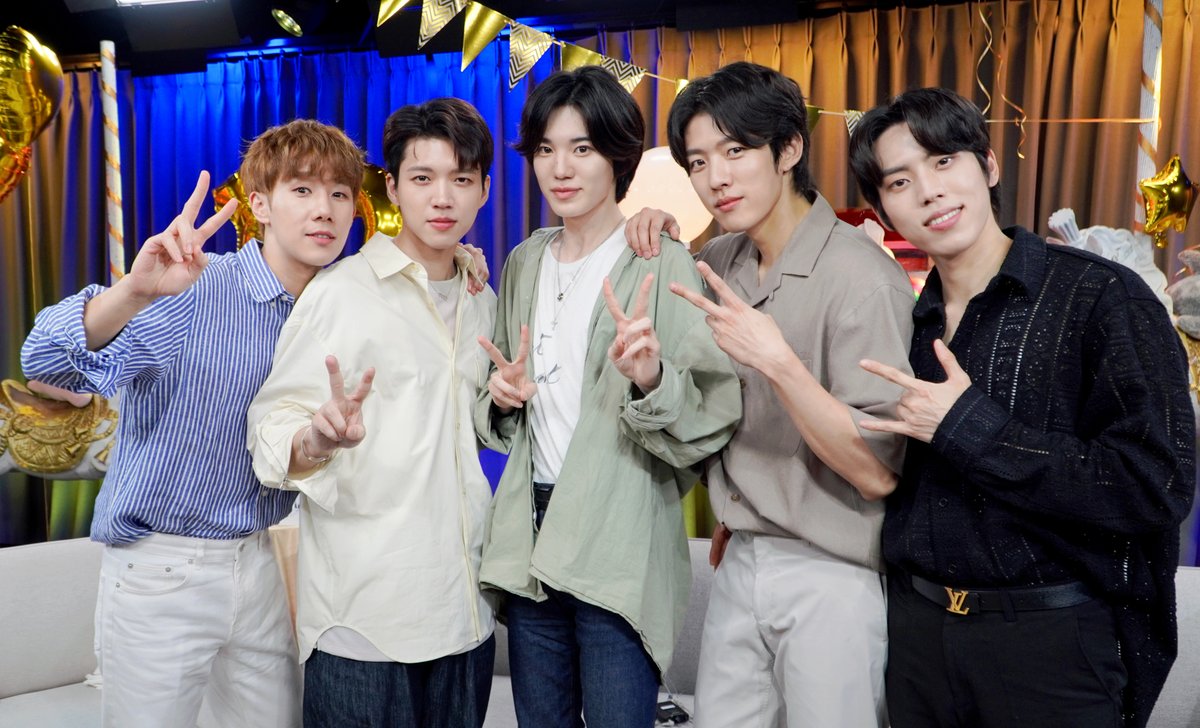 Official_IFNT's tweet photo. [📸] 220609 네이버 NOW #심야아이돌 ♾

재밌고 감동적이고 다 했던 심돌✨
인스피릿과 실시간으로 함께 해서 더욱 뜻깊었어요🔥
잊지 못할 12주년🥳 만들어주셔서 감사합니다❤️

#INFINITE #인피니트
#성규 #동우 #우현 #성열 #성종
#엘 도 마음만큼은 함께! https://t.co/Q1I1XyF32f