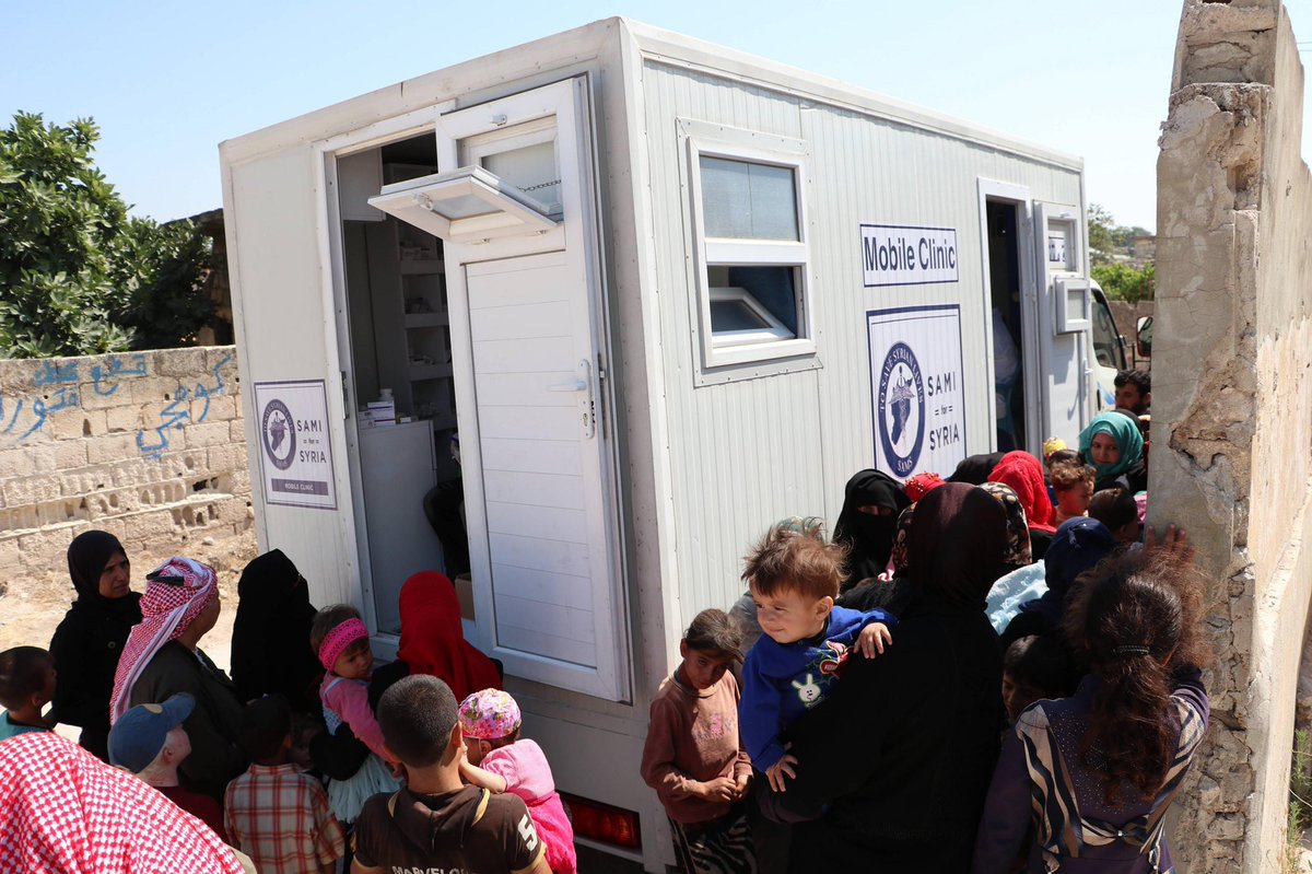 5 years ago I started #SamiForSyria - a mobile clinic in Syria delivering medical care to civilians displaced by war.

I am proud to tell you: thanks to your support, we now have TWO clinics currently operating!

Please donate at SamiForSyria.com to keep this going strong!