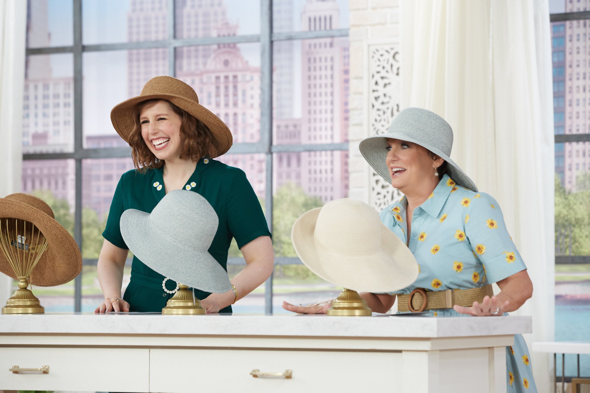 QVC on Twitter: "Did you catch @vanessabayer, star of @Showtime's #