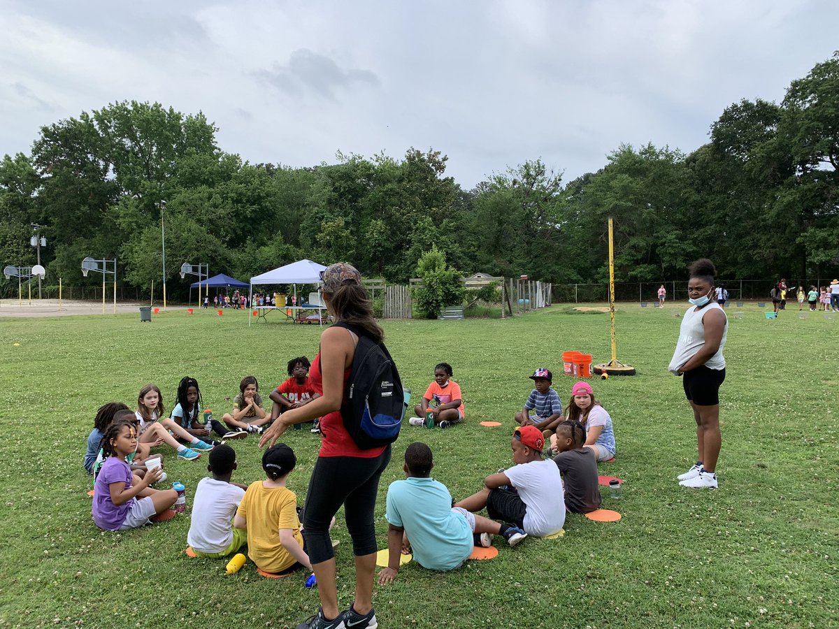 Granby students, staff, and volunteers had so much fun at field day. Thank you to Mrs. Morrissey and the teams that worked so hard to make it happen for our students. @NPSchools #GranbyCares