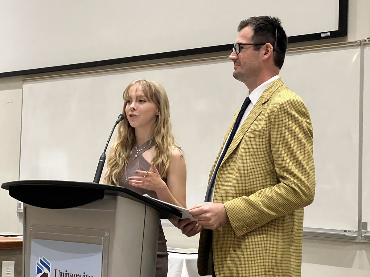 Jessica Livingston and Adam Dmytriw deliver tonight’s valedictorian address. #umanitoba2022