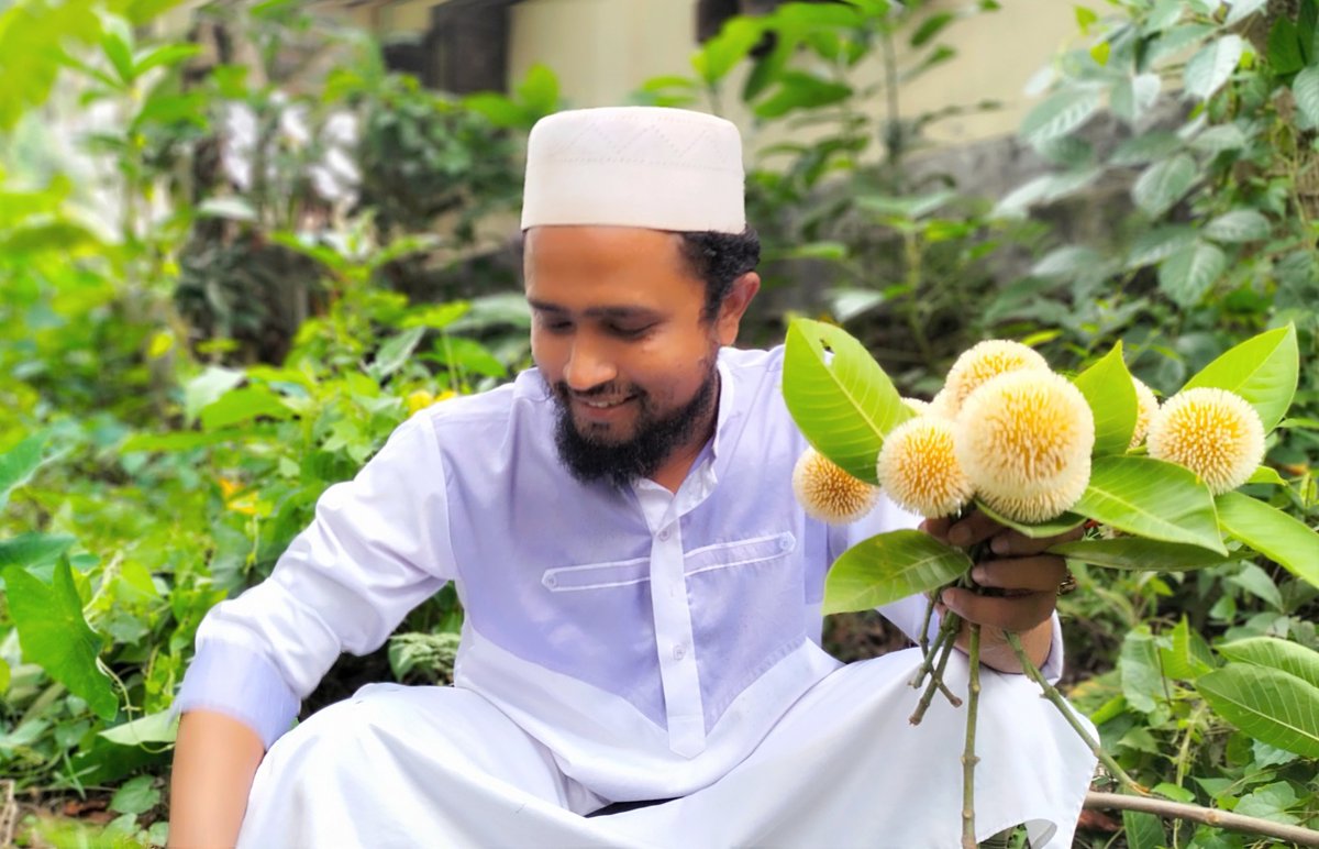 khanismailbd's tweet photo. কার ইশারায় #সূর্য উঠে #কদম ফুটে #বর্ষা য়,
#সাগর #নদী পাখ-পাখালি ছোটে আপন ঠিকানায়.... https://t.co/mompElW6tc