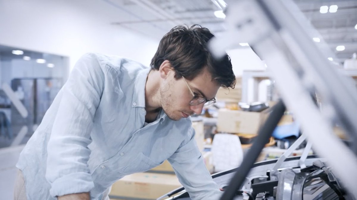 FFInsiderLive's tweet photo. Thermal management is critical to EVs as it affects multiple aspects such as acceleration, charging speed, top speed, maximum driving range, etc. Join Nico Bel, Thermal Manager at FF in the next @FFInsiderLive   video to learn more about how we developed #FF91’s thermal systems. https://t.co/oI0cmIdpoW