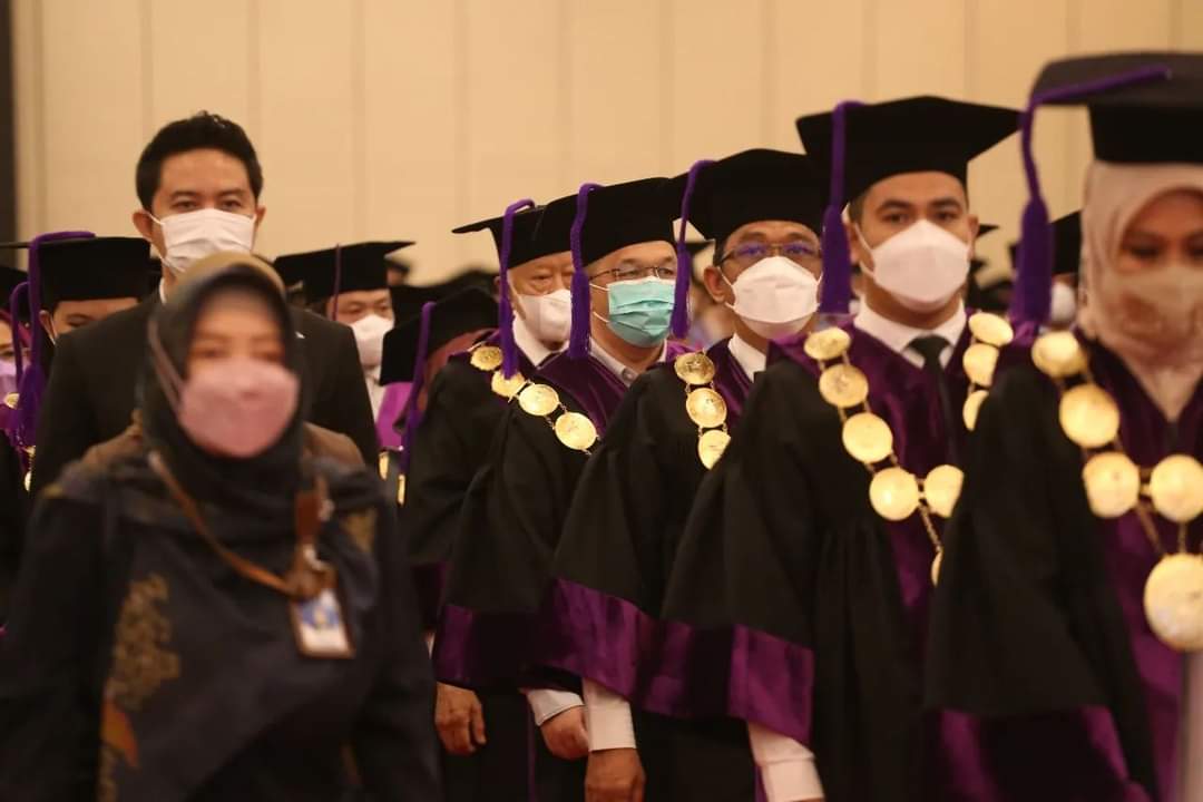 Assalamualaikum
Awali kegiatanmu dg semangat 

Hanya ada dua hari dalam hidup yaitu mudah dan susah. Jangan pernah jumawa bila mudah dan jangan gelisah bila susah.

Selamat beraktivitas, semoga kita dalam sehat dan sabar. Jangan lupo ngirup cuko dan negok pempek