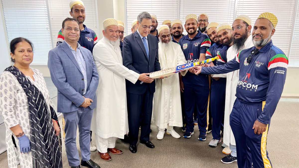 Bohras_USA's tweet photo. Counsel General of India Mr. Aseem Mahajan hosted the @Dawoodi_Bohras cricket team from India at the Houston Consulate. The Bohra India Team, who are playing the Bohra USA Team in #Houston, presented the CG with a signed cricket bat as a gesture of goodwill. https://t.co/1wCzCOFws7
