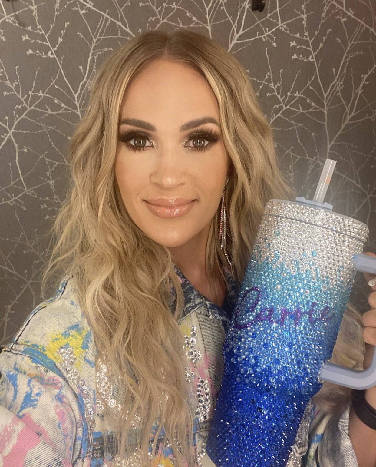Carrie Underwood on Twitter: "Somehow, my BODYARMOR tastes even better