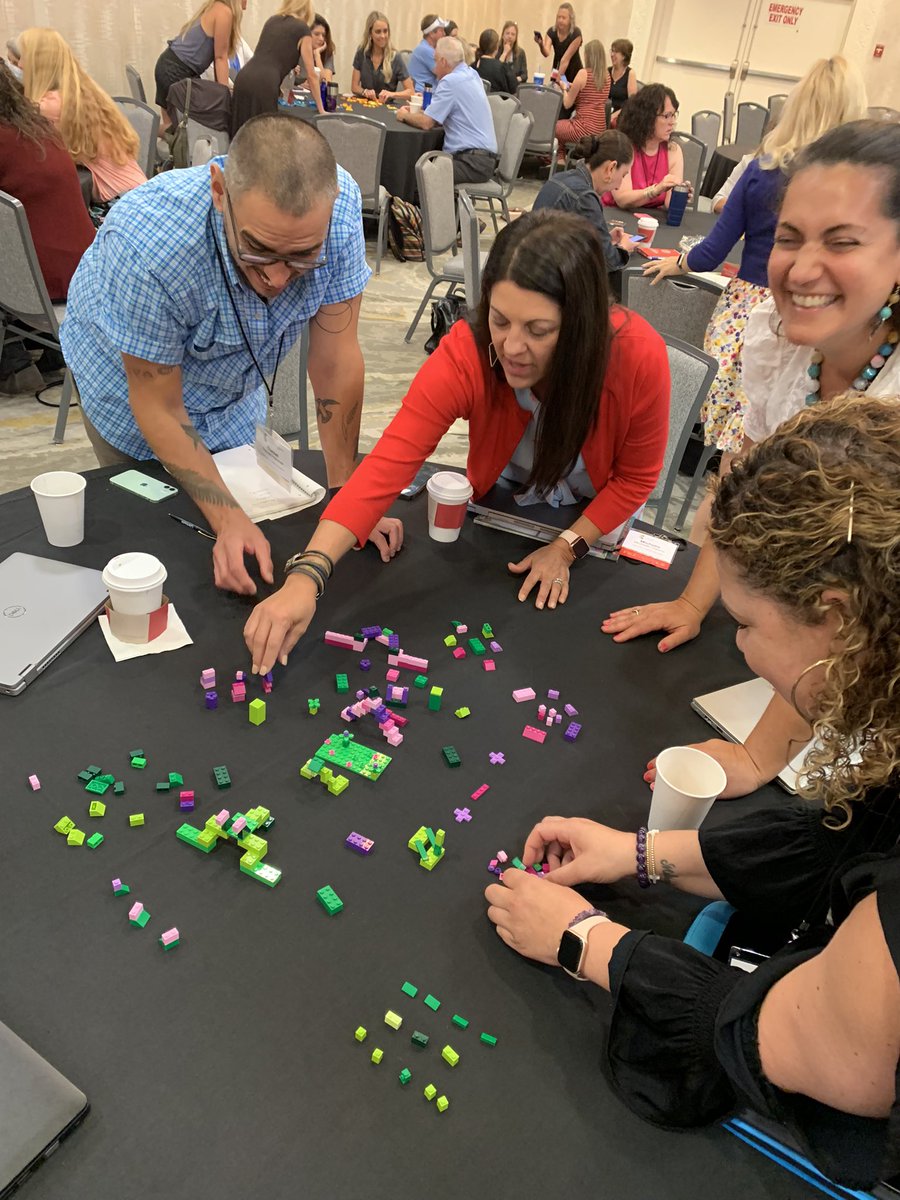Cairnguidance's tweet photo. More connections & collaboration during #PD4HS #schoolhealth #healthyschools #wholechild #healthykidslearnbetter #WSCC
@HealthierGen @hatchdw @Owens_MovesOST @MASchoolsK12 @PinnShips @CDCgov https://t.co/3Mpq9LEXaI