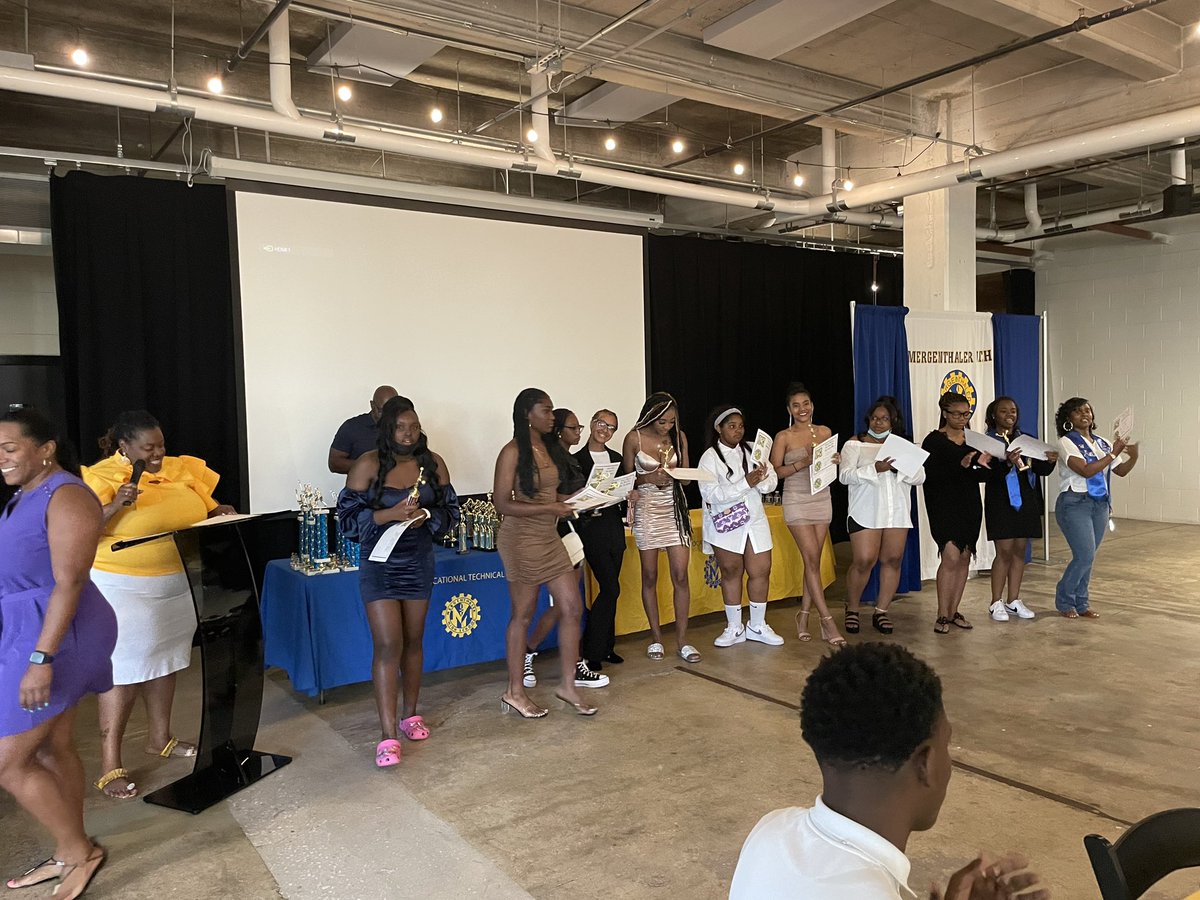 Celebrating all athletes tonight @ our all sports banquet! Congratulations 🎉 <a href="/MustangGang410/">Mervo H.S. Football</a>