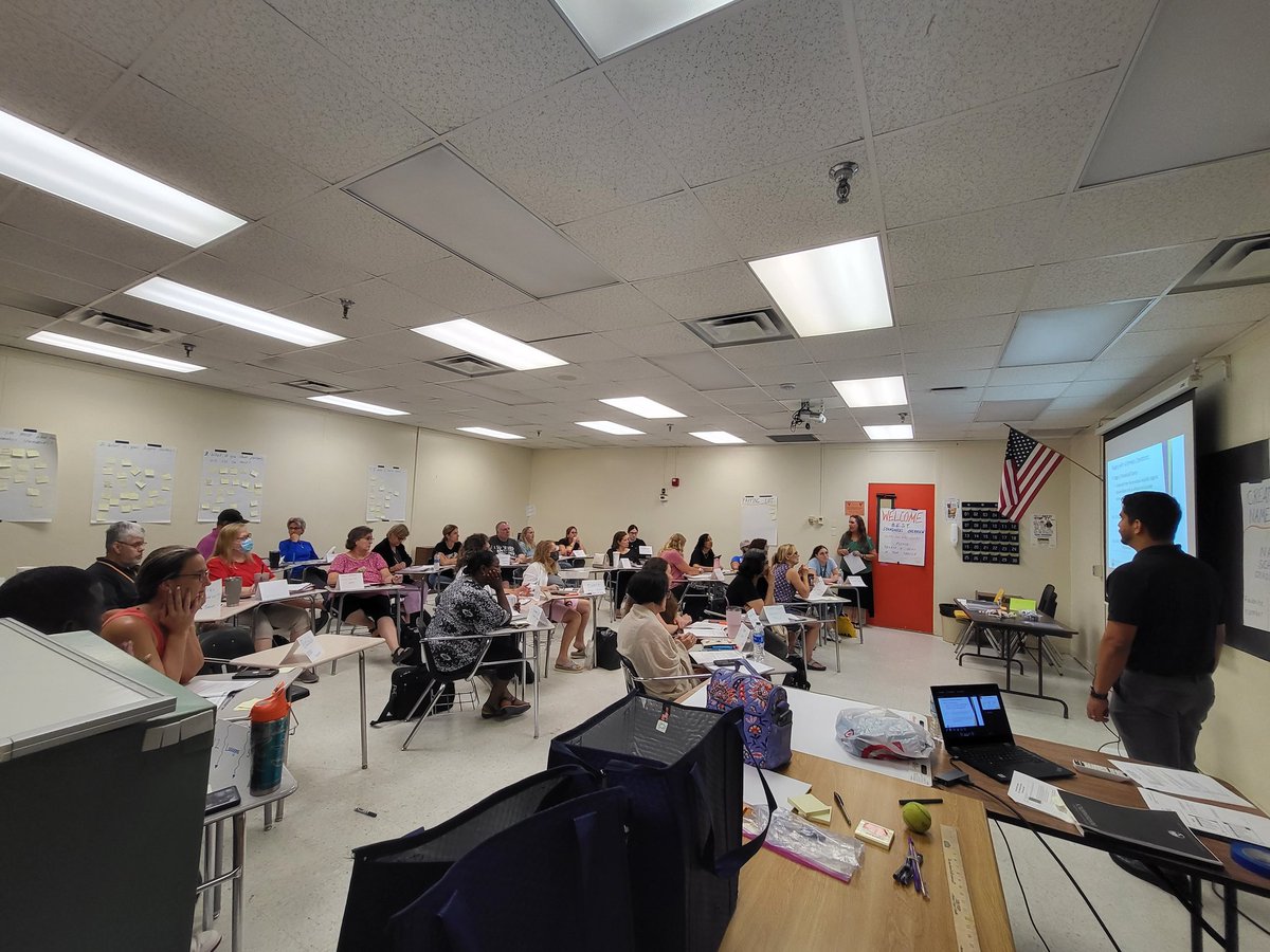 VCSMath's tweet image. VCS Math Teachers exploring the B.E.S.T. standards at VolusiaLEARNS!  #VCSLEARNS