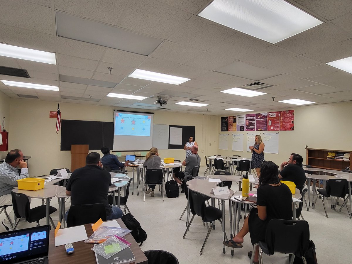 VCSMath's tweet image. VCS Math Teachers exploring the B.E.S.T. standards at VolusiaLEARNS!  #VCSLEARNS