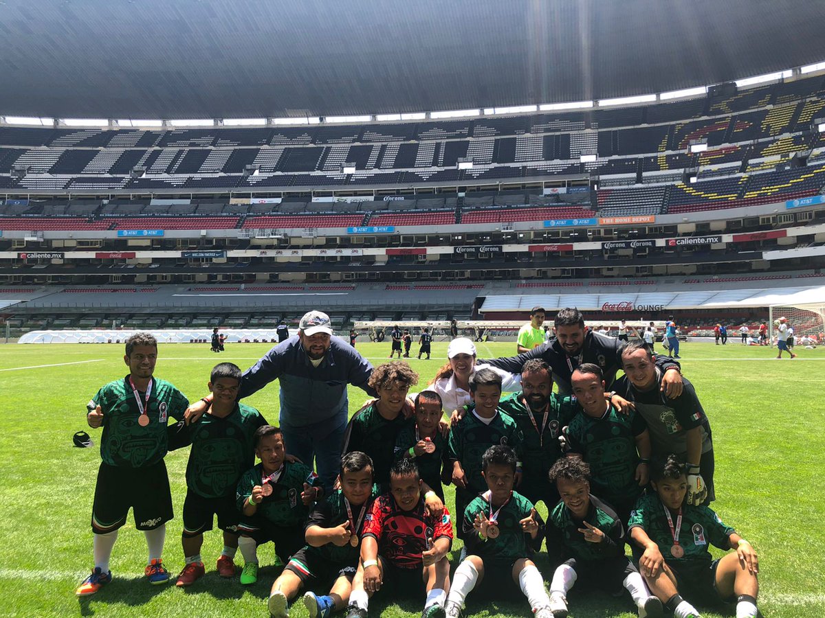 ClubMexdeFútbolTB tweet media